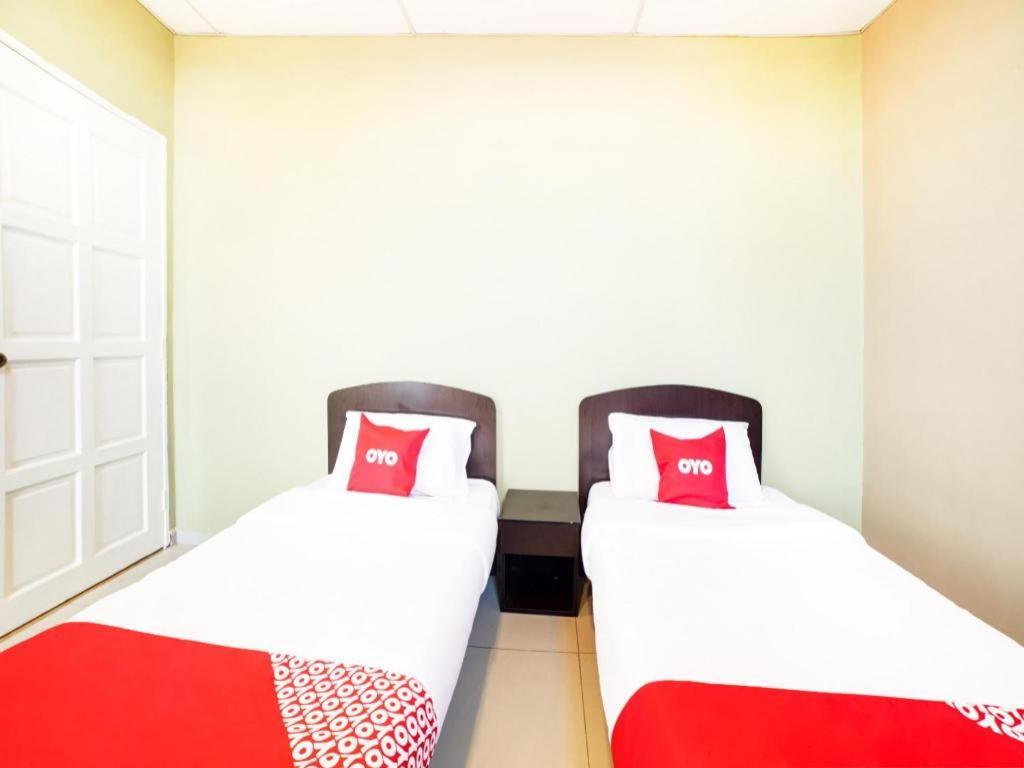 Oyo 89573 Hotel Lii View Mersing Exteriör bild
